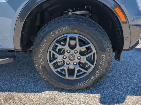 Used 2024 Ford Ranger XLT image 9