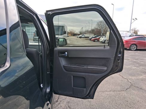 Used 2011 Ford Escape XLT w/ 201A Rapid Spec Order Code image 12