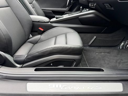 Used 2023 Porsche 911 Targa 4S AWD/4WD image 24
