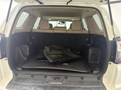 Used 2020 Toyota 4Runner Limited AWD/4WD image 20