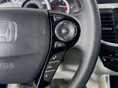 Used 2016 Honda Accord EX image 13