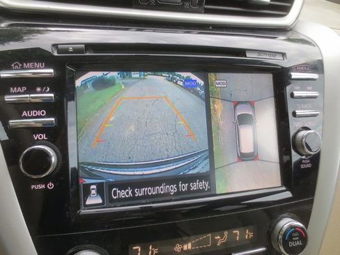 Used 2015 Nissan Murano Platinum w/ Platinum Technology Package AWD/4WD image 12