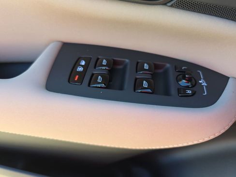 New 2026 Volvo XC90 B6 Ultra w/ Lounge Package image 32