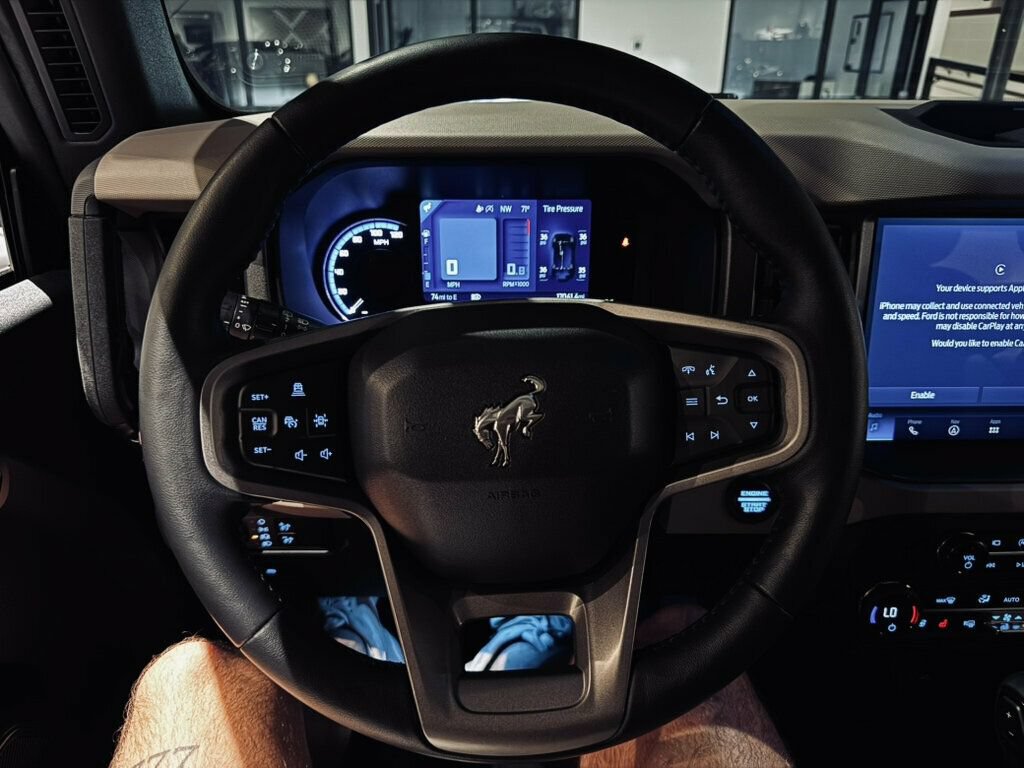 Used 2024 Ford Bronco Wildtrak AWD/4WD image 12