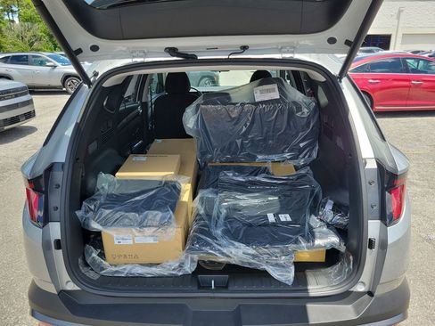 Used 2025 Hyundai Tucson SEL FWD image 6