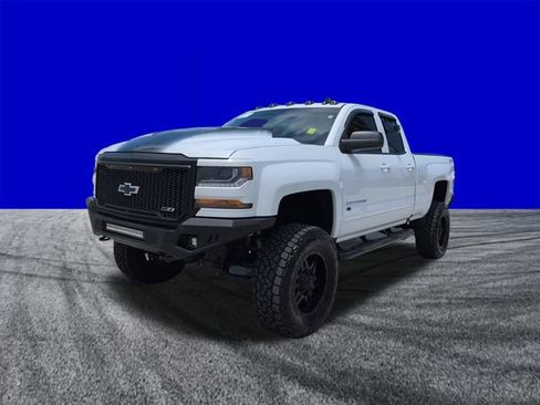 Used 2017 Chevrolet Silverado 1500 LT w/ All Star Edition AWD/4WD image 8