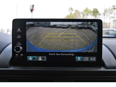 Used 2025 Honda Pilot TrailSport image 25