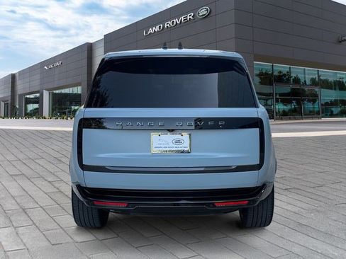 Certified 2025 Land Rover Range Rover SE AWD/4WD image 4
