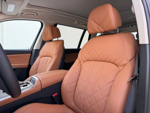 New 2026 BMW X7 xDrive40i image 5