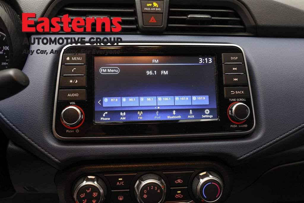 Used 2024 Nissan Versa SV FWD image 20