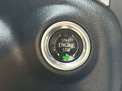 Used 2020 GMC Sierra 1500 Elevation w/ Elevation Value Package AWD/4WD image 16