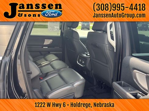 Used 2025 Ford Expedition Max Active AWD/4WD image 12