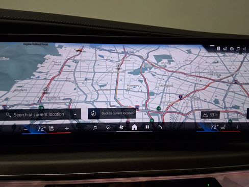 New 2026 BMW 740i w/ Premium Package image 23