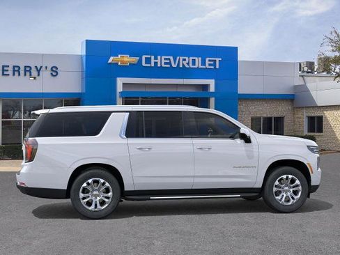 New 2026 Chevrolet Suburban LS image 31
