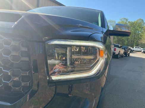 Used 2018 Toyota Tundra Platinum image 9