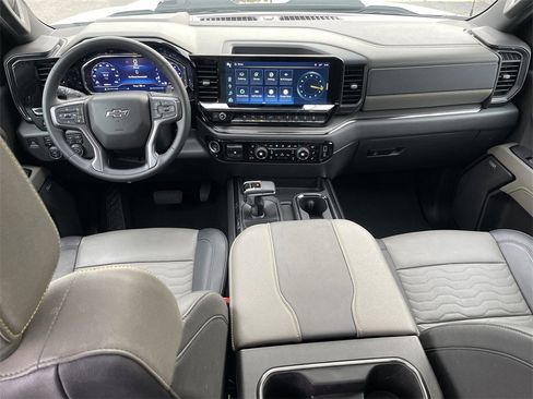 Used 2023 Chevrolet Silverado 1500 ZR2 w/ Technology Package image 15