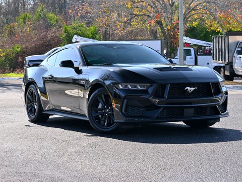 Used 2024 Ford Mustang GT image 2