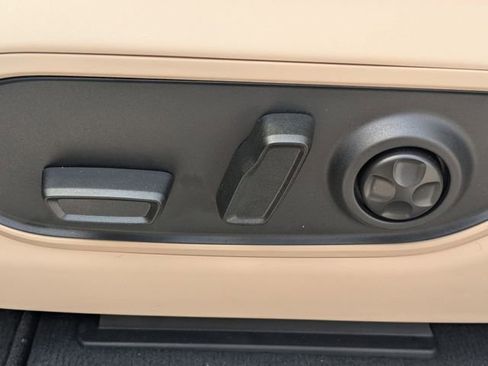 New 2026 Jeep Grand Cherokee L Limited RWD image 15