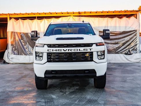 Used 2023 Chevrolet Silverado 2500 Custom w/ Custom Value Package image 3