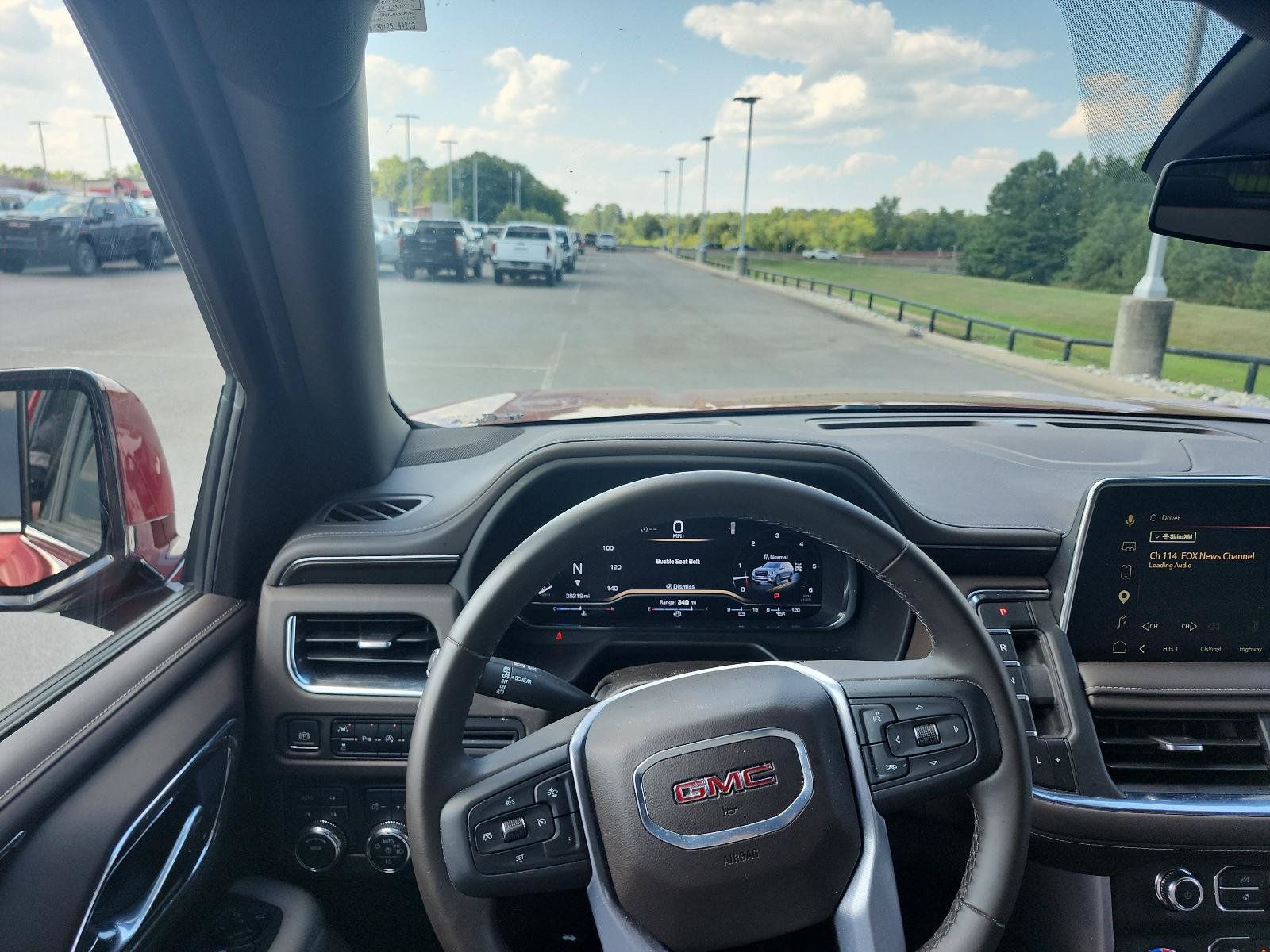 Certified 2024 GMC Yukon XL SLE w/ Max Trailering Package AWD/4WD image 11