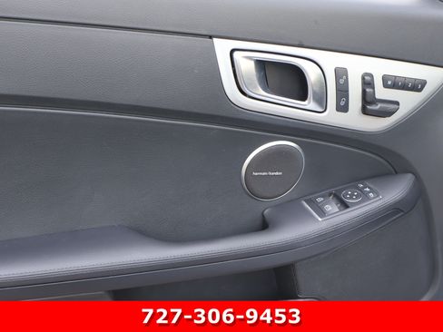 Used 2013 Mercedes-Benz SLK 350 image 15