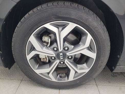 Used 2021 Kia Forte LXS FWD image 31
