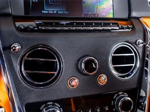 Used 2023 Rolls-Royce Cullinan image 48