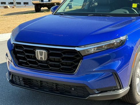 Used 2024 Honda CR-V EX-L image 9