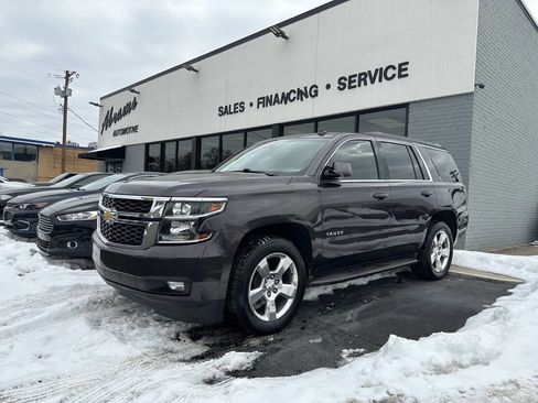 Used 2015 Chevrolet Tahoe LT w/ Luxury Package image 1