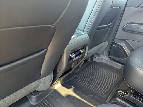 New 2026 GMC Acadia Elevation w/ Elevation Premium Package image 18