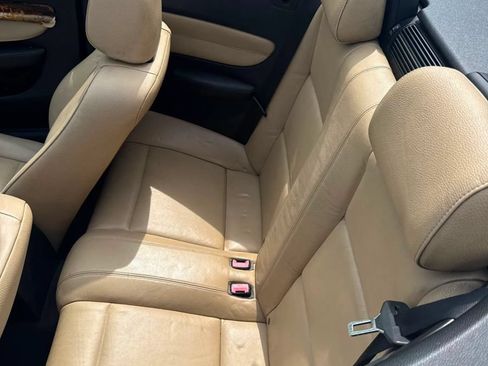 Used 2011 BMW 128i Convertible RWD image 12