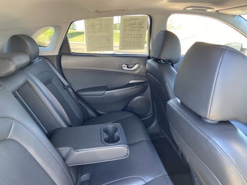 Used 2023 Hyundai Kona Limited image 20
