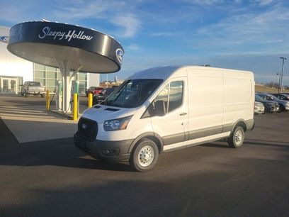 New 2026 Ford Transit 250 148 Medium Roof Extended AWD w/ Load Area Protection Package