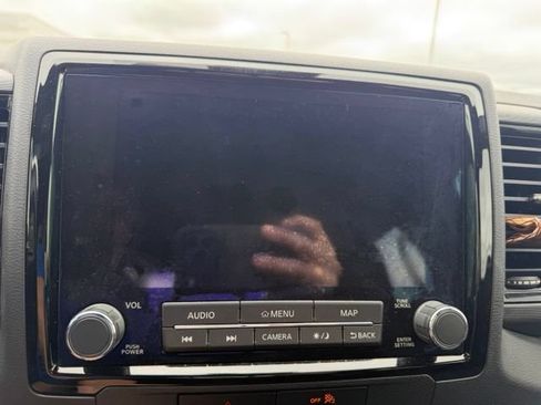 Used 2022 Nissan Frontier PRO-4X w/ Technology Package AWD/4WD image 24