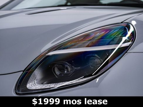 Used 2025 Aston Martin V8 Vantage Coupe image 6