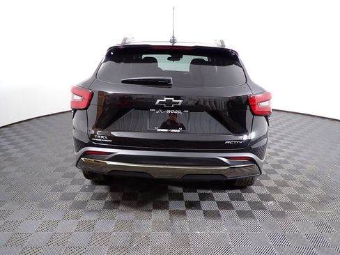New 2026 Chevrolet Trax ACTIV w/ Sunroof Package image 12