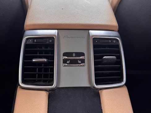 Used 2015 Porsche Panamera 4 AWD/4WD image 9