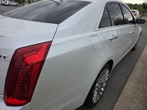 Used 2019 Cadillac CTS Luxury RWD image 9