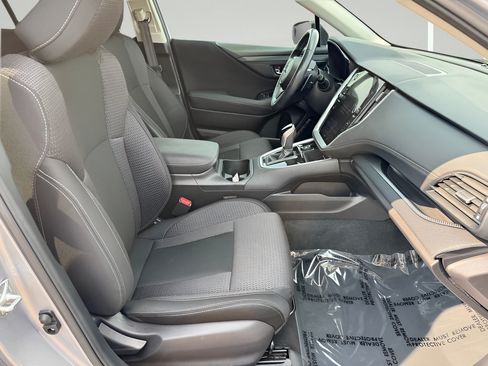 Used 2023 Subaru Outback Premium AWD/4WD image 17