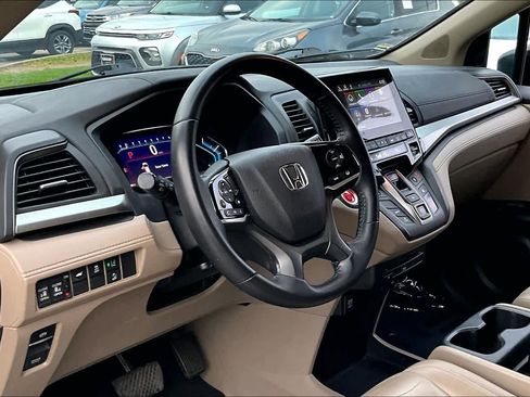 Used 2019 Honda Odyssey EX-L image 16