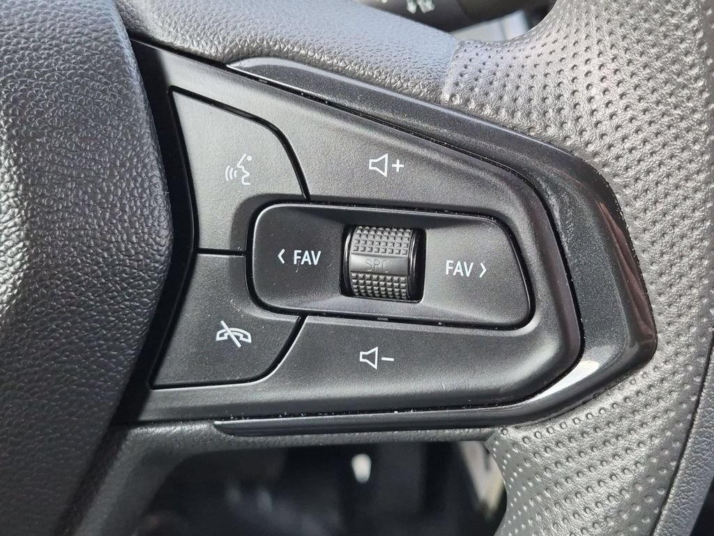Used 2026 Chevrolet Trax LS FWD image 19