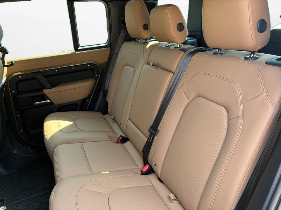 New 2026 Land Rover Defender 110 S AWD/4WD image 12