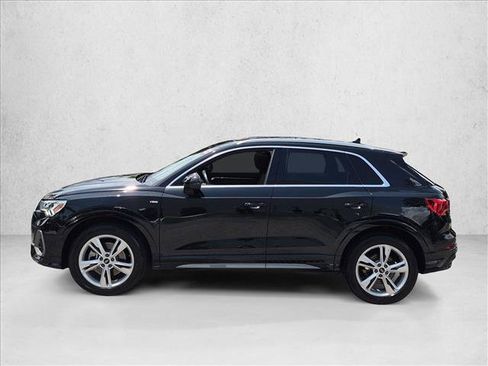 Used 2022 Audi Q3 2.0T Premium Plus w/ Premium Plus Package AWD/4WD image 9