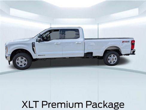 New 2026 Ford F350 XLT image 2
