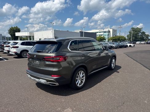 Used 2022 BMW X5 xDrive40i w/ Executive Package AWD/4WD image 5