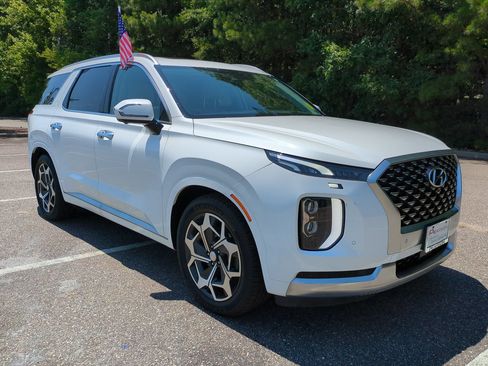 Used 2022 Hyundai Palisade Calligraphy AWD/4WD image 2