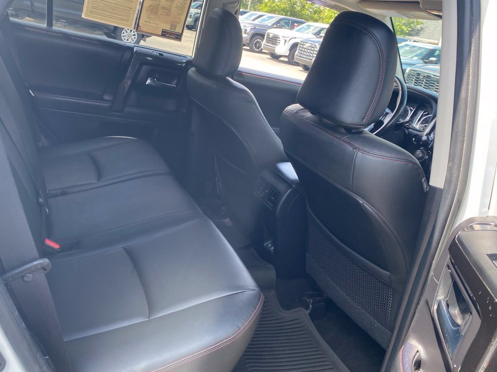 Used 2021 Toyota 4Runner Venture w/ Moonroof Package AWD/4WD image 13