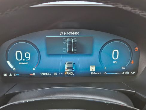 Used 2025 Ford Escape Platinum image 24