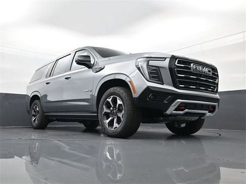 New 2026 GMC Yukon XL AT4 w/ AT4 Premium Plus Package image 24