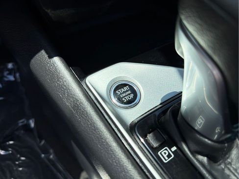 Certified 2024 Nissan Altima 2.5 SV FWD image 18
